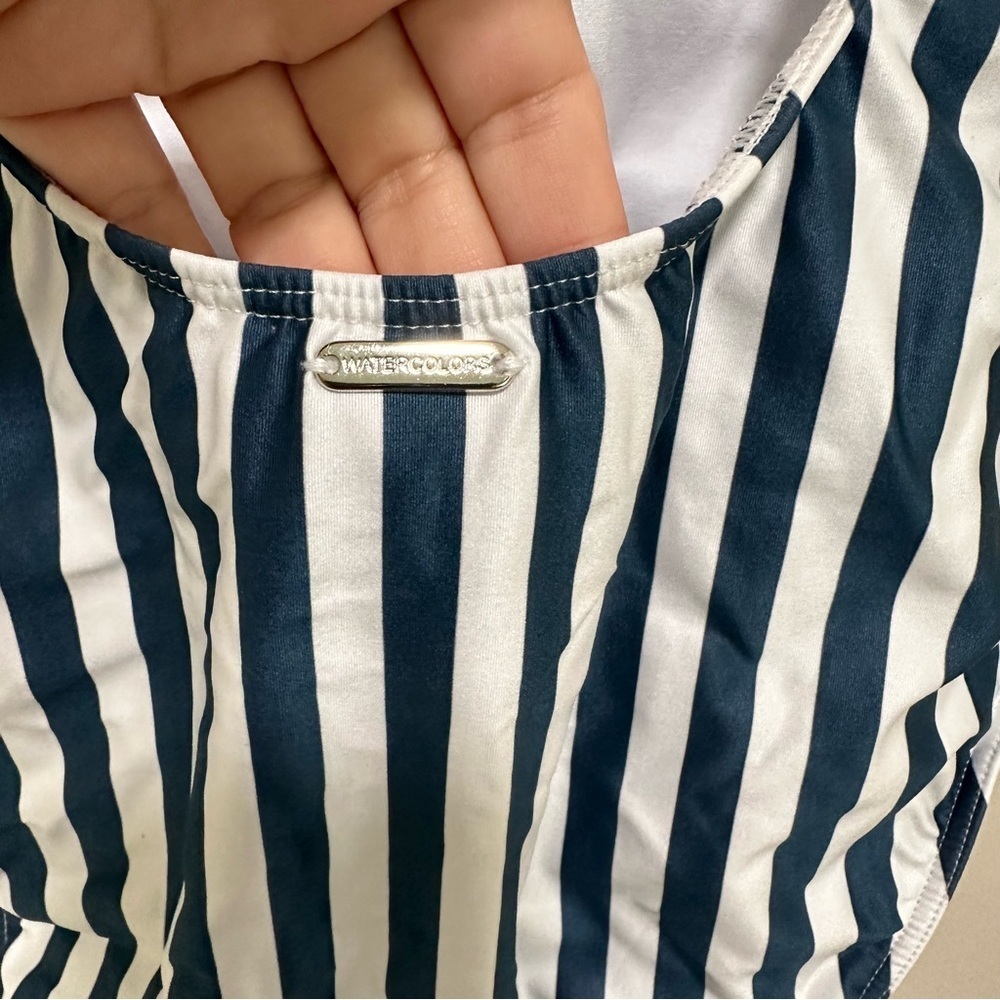 NWT Kenny Flowers Swim One Piece Swimsuit The Hamptons Striped peekaboo side Lg‍ - Picture 5 of 8